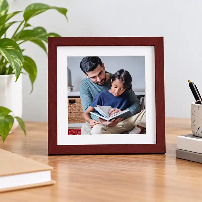 Classic personalised photo frame