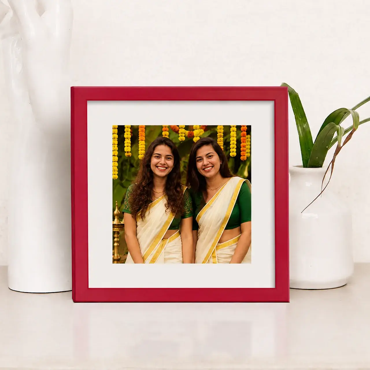 Zoomin coloured photo frame